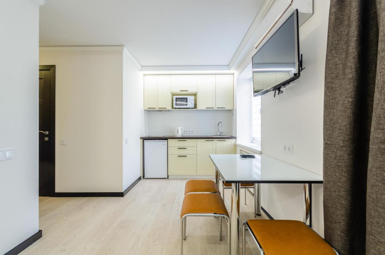 Artal Apartment On Obolonskyi Avenue 31 Kiev Luaran gambar